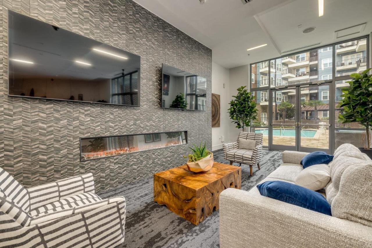 Premium Apartments And Studios At Midtown 205 In Charlotte Exterior photo