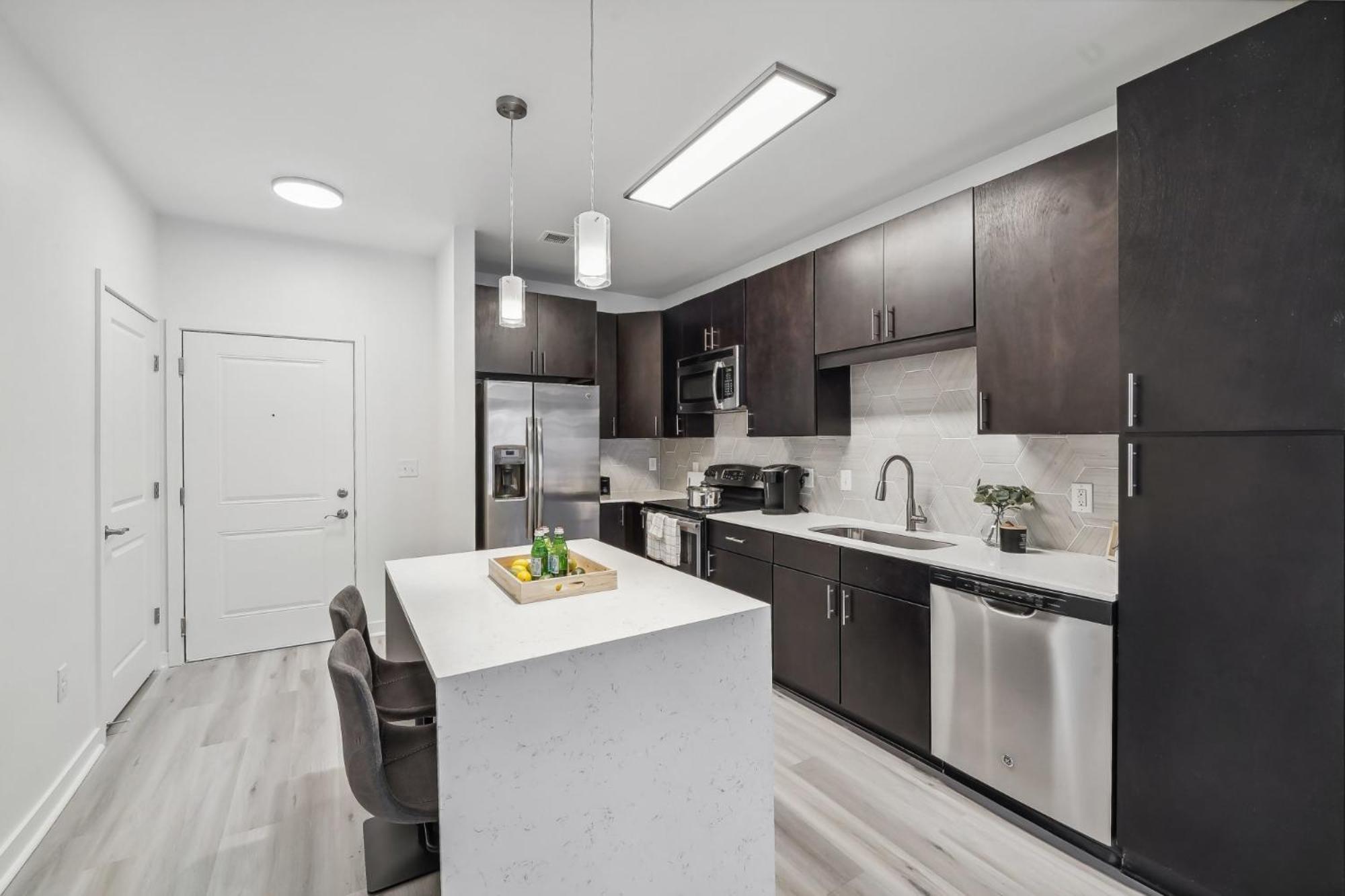 Premium Apartments And Studios At Midtown 205 In Charlotte Exterior photo