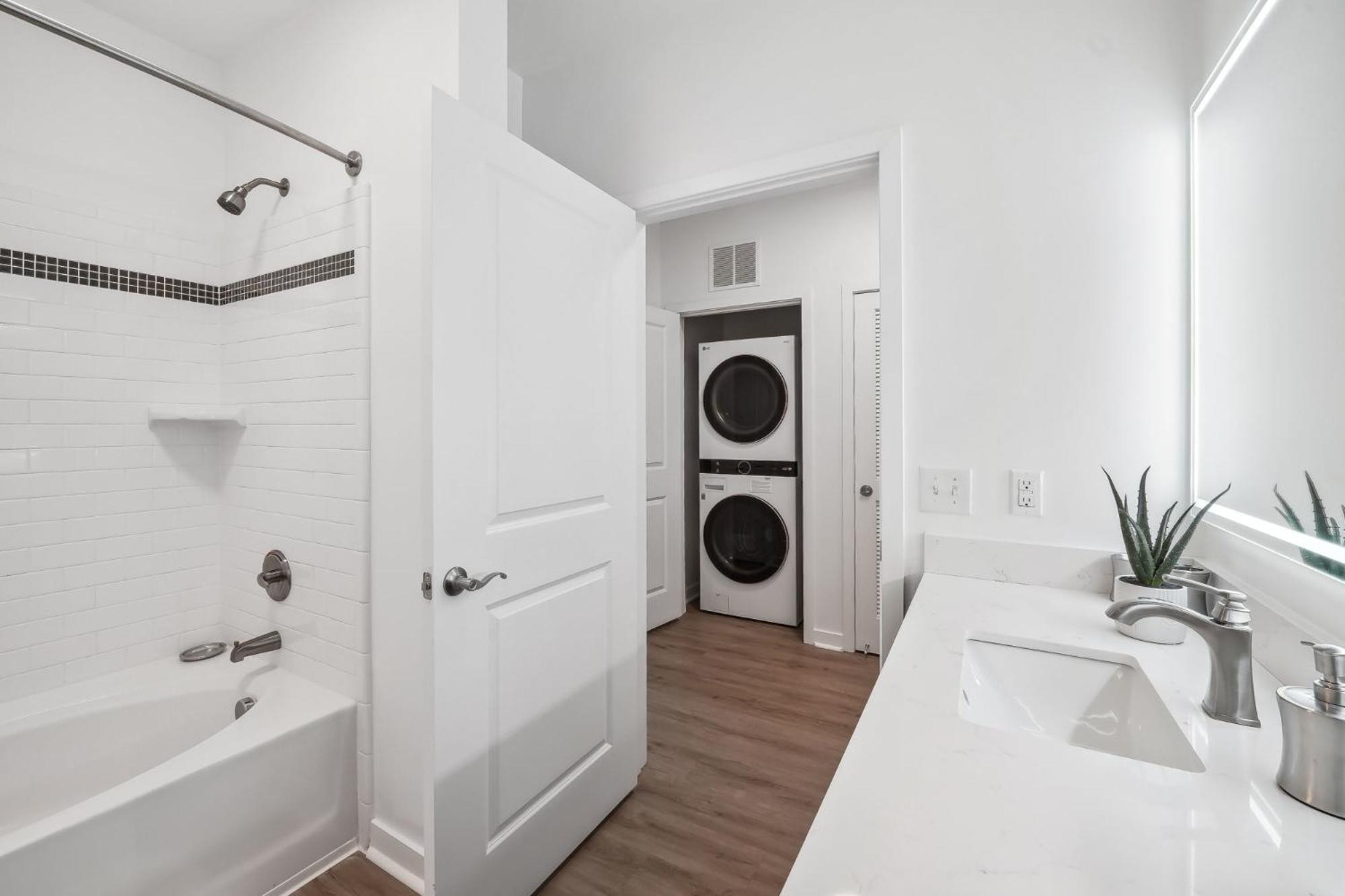 Premium Apartments And Studios At Midtown 205 In Charlotte Exterior photo